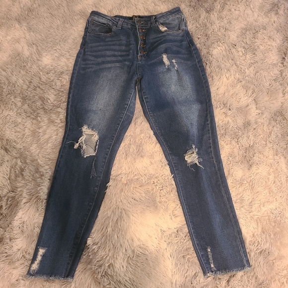 Forever 21 Denim - Distressed Blue Women's Jeans Forever 21